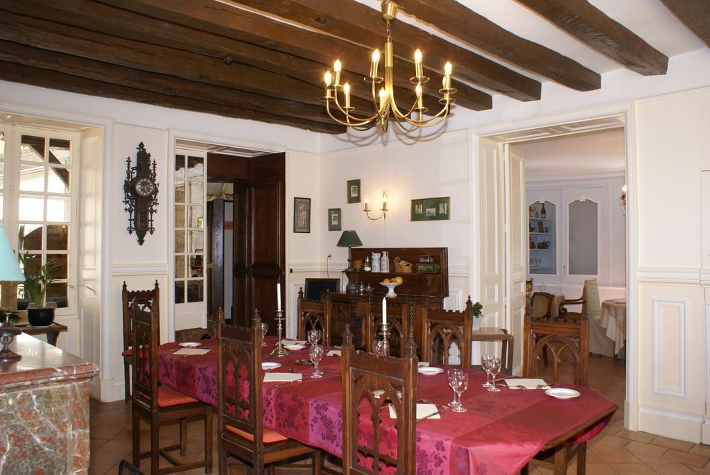 Hostellerie Du Chateau De L'Isle La Croix-en-Touraine Ngoại thất bức ảnh