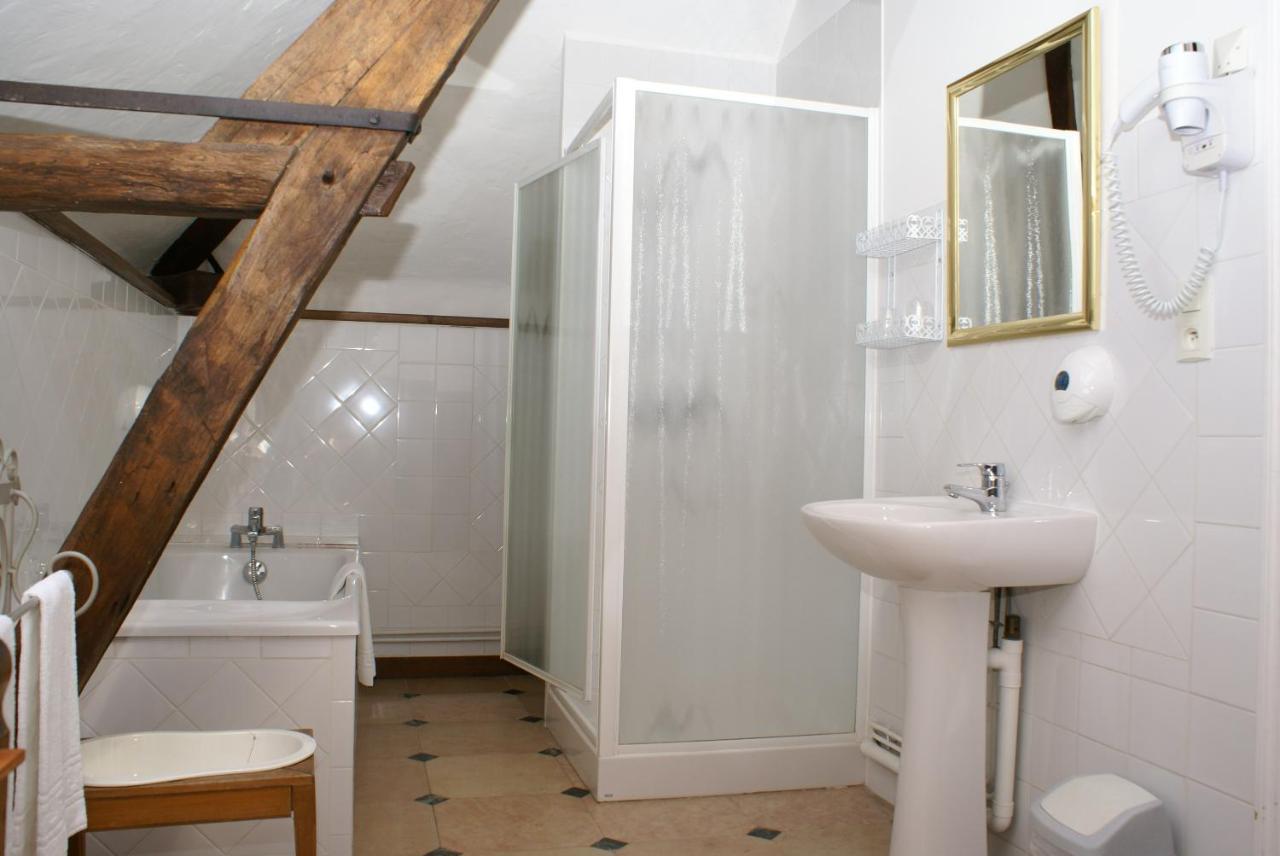 Hostellerie Du Chateau De L'Isle La Croix-en-Touraine Ngoại thất bức ảnh